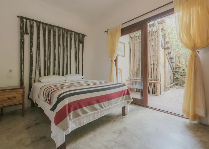 Aldea Balam Hotel 3*